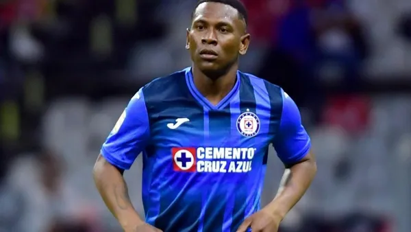 The Paraguayan forward ends his contract with the Cementeros in December. Both parties will sit down to negotiate.