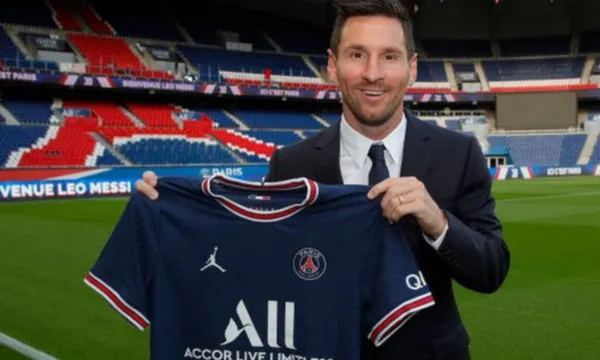 The Parisian team will begin negotiations with Messi's entourage from September.