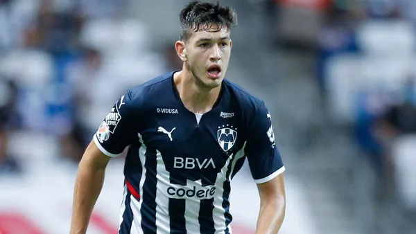 The player was unable to board the plane for the first match of the competition against Al-Ahly.