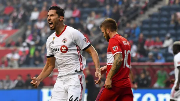 The player will be reunited with Bruce Arena, the coach who gave him his debut with the LA Galaxy.