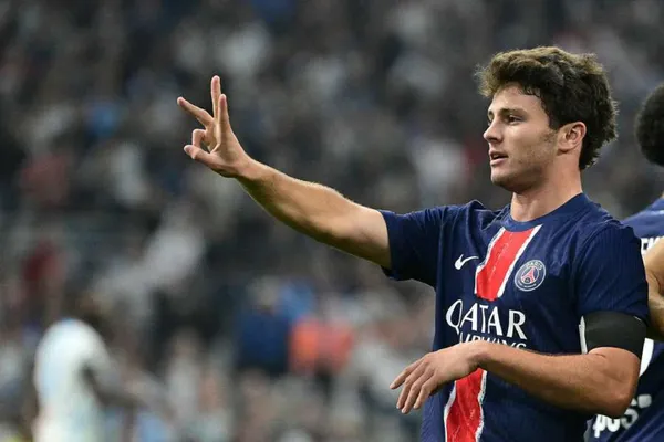 The Portuguese midfielder pulled off the feat to give the French the lead