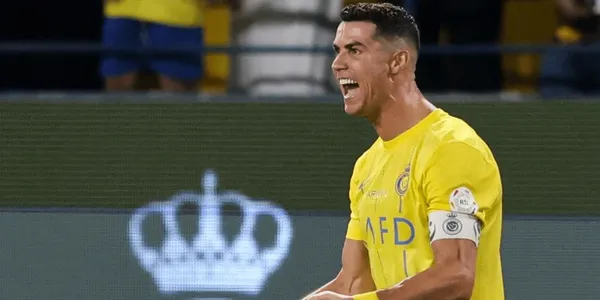 The portuguese player is not in the starting 11 for today's fixture