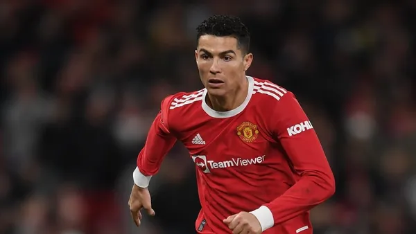The Portuguese striker wants to leave United and a London club could be an interesting avenue of escape.