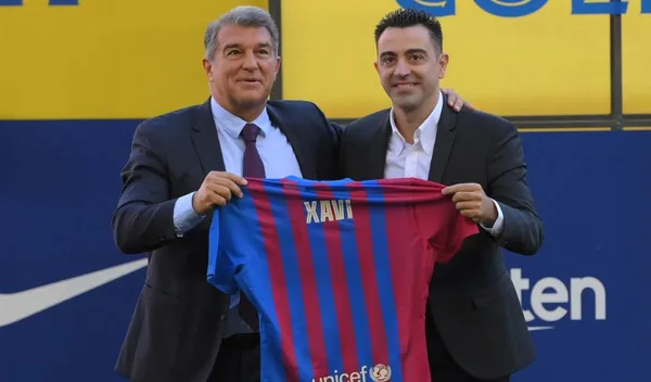 The president of FC Barcelona considered another option before hiring Xavi Hernández for the bench, but both options rejected the proposal out of loyalty to Ronald Koeman.