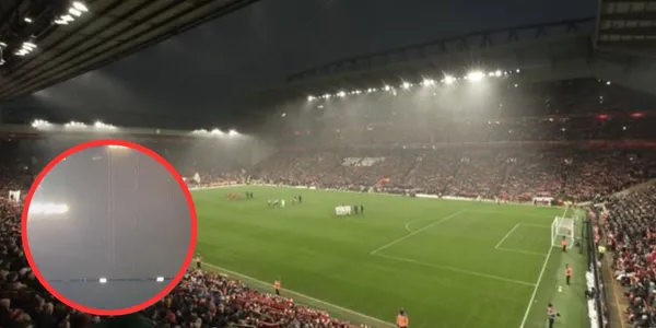 The stadium had problems due to the large amount of water that fell during the game and was damaged.