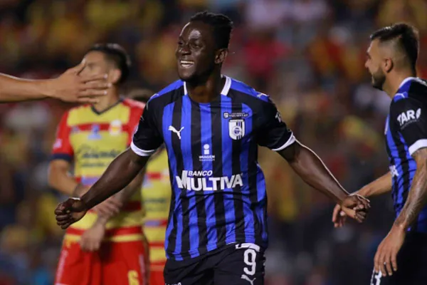 The striker was sought after by Cruz Azul and Tigres before joining Monterrey, where he did not receive the expected.