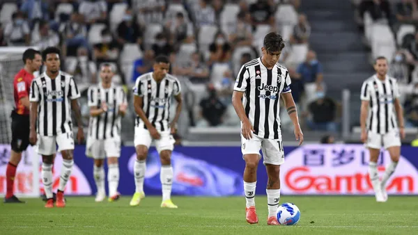 The Turin City Prosecutor's Office initiated the investigation of members of the ‘Vecchia Signora’ board of directors for the purchase of soccer players and other suspicious operations.