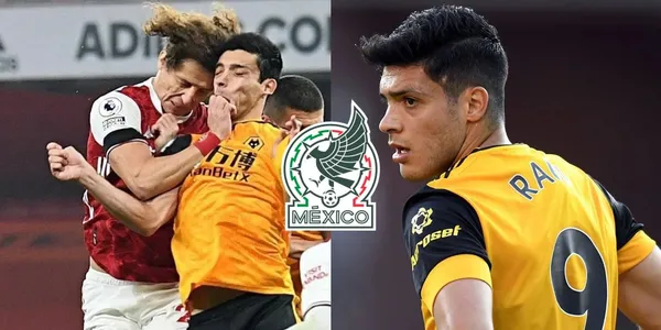 The ultimate karma came to David Luiz, although it came late but it came, all for ending Jimenez's career