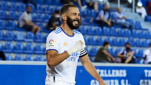 The world is ready for one of the greatest sporting rivalries of all time that is salleg down this Sunday but few players would be missing.