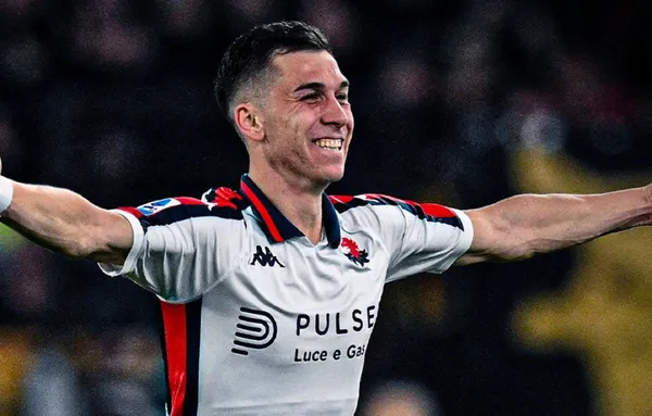 The young defender scored his first goal in Serie A and celebrated with great emotion