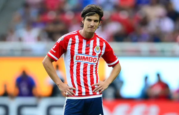 There are players who leave their indelible mark on a team. Carlos Fierro is a clear example in Chivas, and that is why there is already talk of a possible return to what he himself defined as his home.