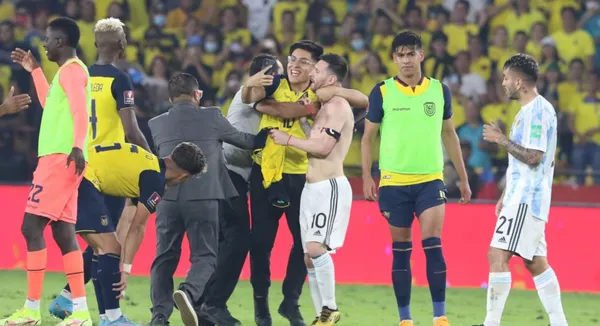 This fan overwhelmed Leo Messi as he invaded the pitch, now he is suffering the consequences.