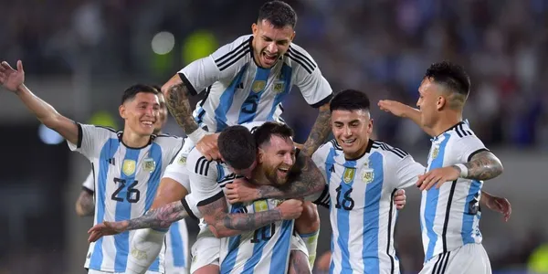 This was the welcome from the fans to Lionel Messi at the Monumental