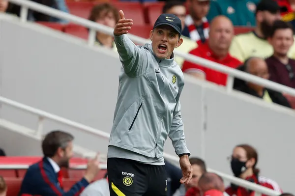 Top English clubs Chelsea and Manchester United will be involved in a transfer battle over the signing of English midfielder Declan Rice.