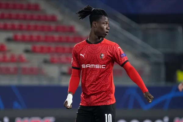 Top European clubs including Manchester United, PSG, and Real Madrid are looking to sign 18year old French midfielder Eduardo Camavinga who plays for Rennes in the French league.