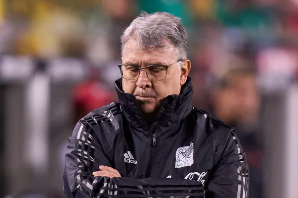 Total surprise, he deserted El Tri and 20 days before the World Cup, he gives Martino a low blow because he considered him ideal in his scheme.