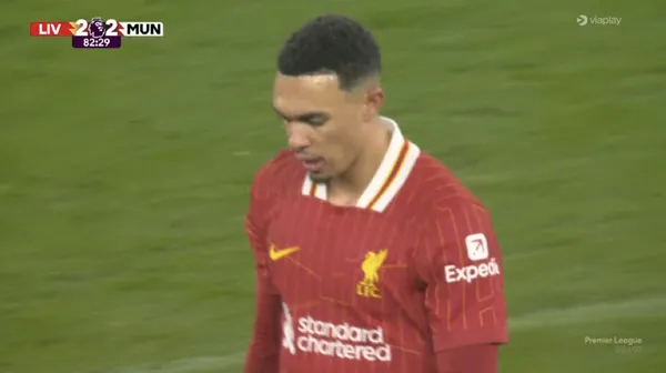 Trent performed very poorly in the English derby and allowed the red devils' goals