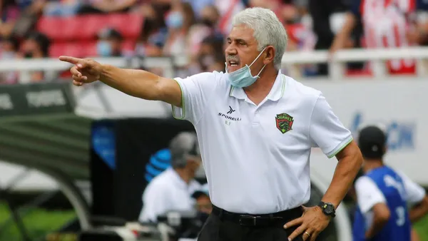 “Tuca" had a glorious past as a player and as a coach, so this team would be the right one to relaunch his career.