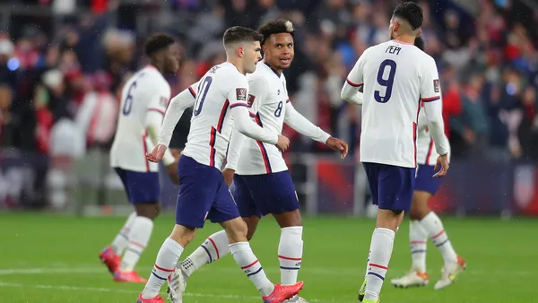 USMNT again beat Mexico, its main rival in Concacaf, and reached it in the standings for the 2022 World Cup.