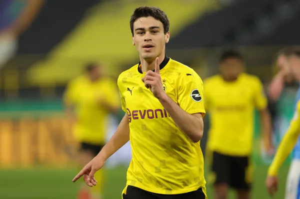 USMNT player Giovanni Reyna is one of the rising stars of American soccer and is gradually working his way up at Borussia Dortmund.