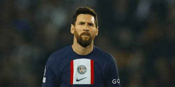 While the captain of the Argentine team shines in the World Cup, the Parisian board is already thinking about his possible replacement