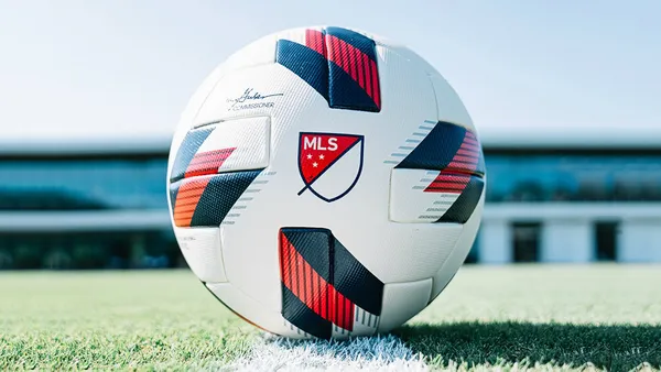 Who are the most relevant Mexican players who are currently playing in Major League Soccer, where do they perform and how they have been doing it.