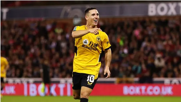 With goals from Neves and Podence, Bruno Lage's side held off Lookman's attempt to equalize.