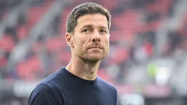 Xabi Alonso's agent spoke about the rumor linking the Spanish coach to Liverpool.