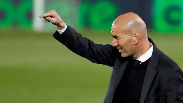 Zidane's tranquility about whether or not he continues at Real Madrid is because being a coach is a hobby, he doesn't need money