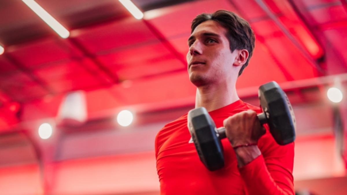 What advanced training methods are used in the Premier League for ...