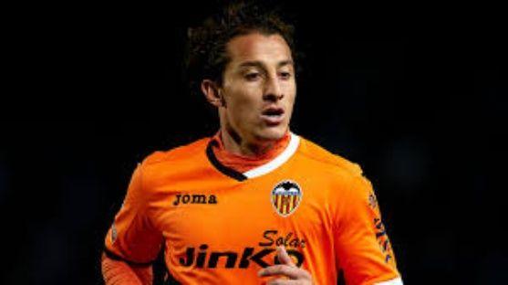 
   Guardado playing at Bayer Leverkusen 
 