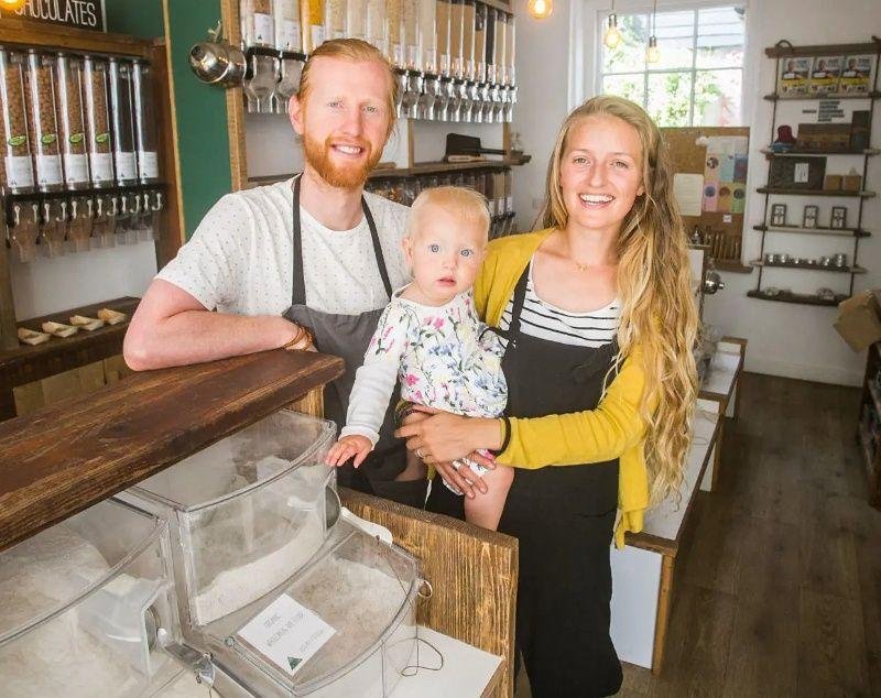 
   Eckersley sells milk with his wife and wants to be the biggest seller in the UK in 5 years 
 