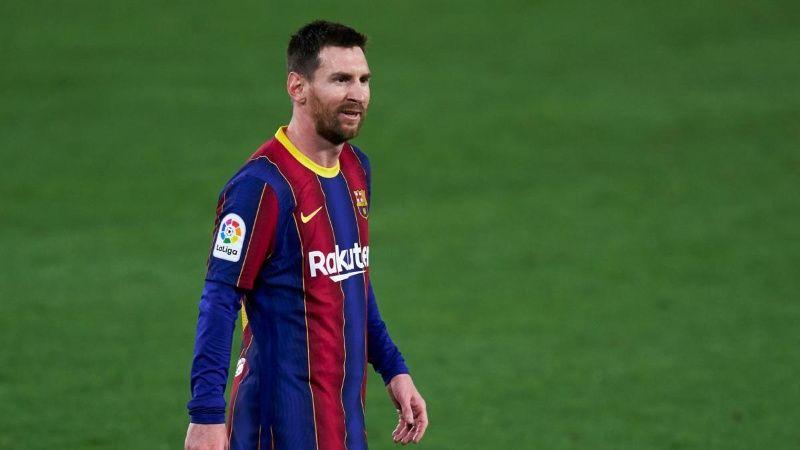 
   Messi moved to Paris Saint-Germain on a free transfer from FC Barcelona 
 
