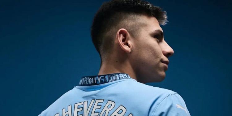 Guardiola will drop him from Manchester City: Claudio Echeverri's possible destination