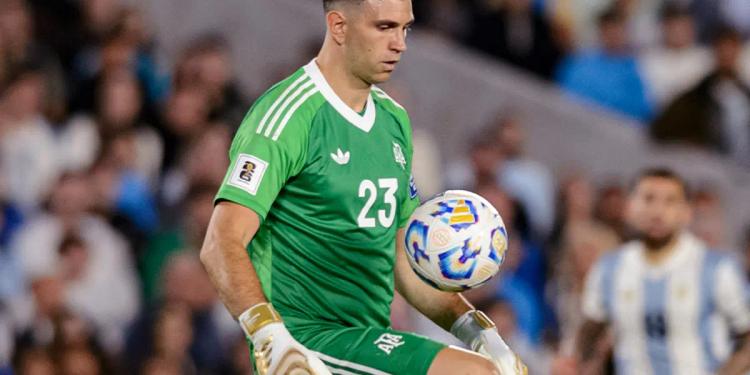 CONMEBOL responds to Dibu Martínez's viral play curing the South American classic