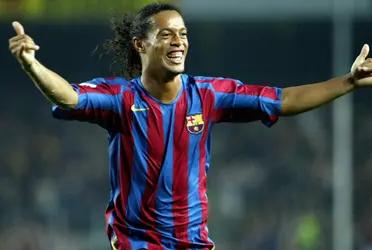 A Barça player from these days is being compared to the Brazilian legend, for the trouble he brings to the locker room.