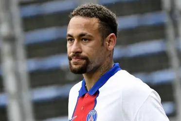 A day before playing against Barcelona for the Champions League, the Brazilian was informed of bad news