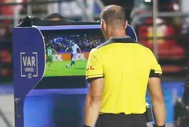 A former referee admits some crucial mistakes during the historic comeback between Barcelona and PSG.