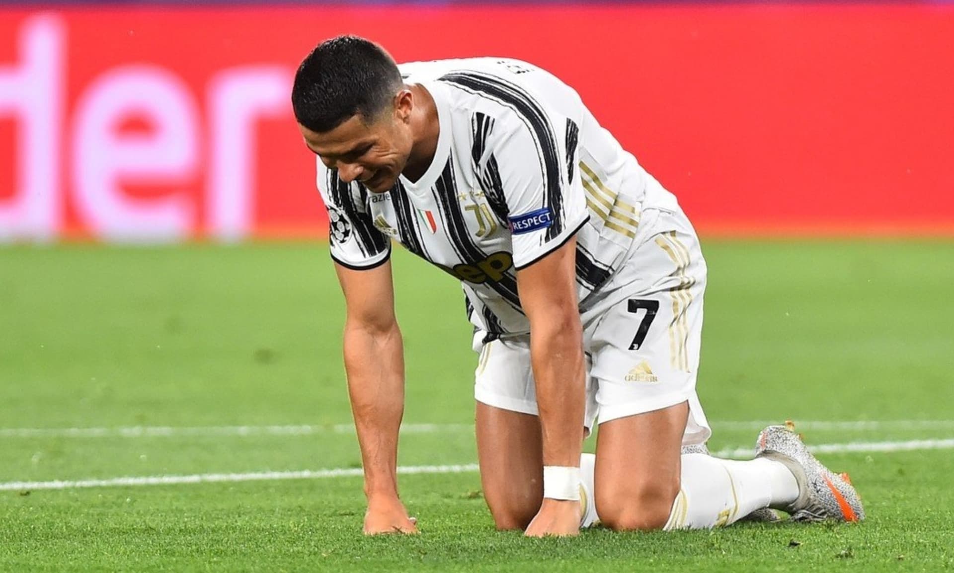 A historical member of the Italian team believes that if Juventus intends to give continuity to Pirlo's idea, the Portuguese is not the ideal player, he is expendable.