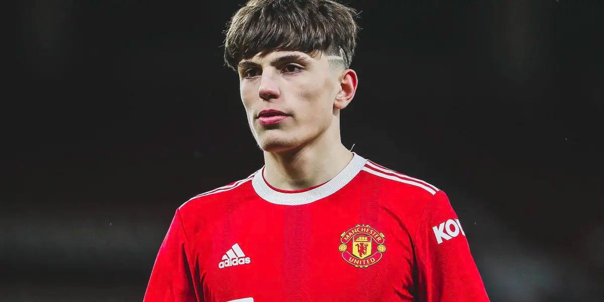 A Low Blow for Garnacho: Manchester United & His Manager Deliver Harsh News.