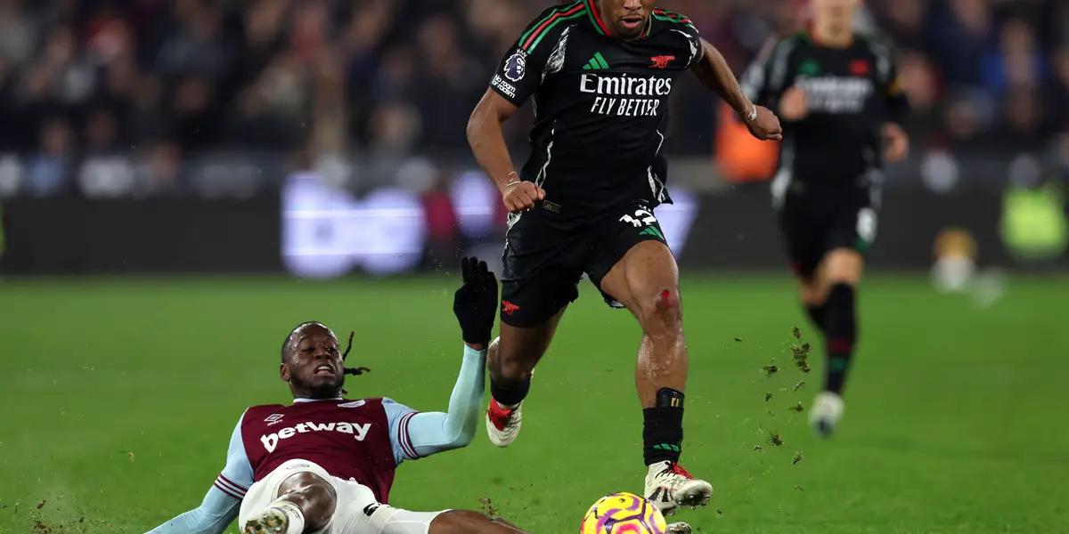 A pitiful image was given after the Hammers' loss to the Gunners in the London Derby.