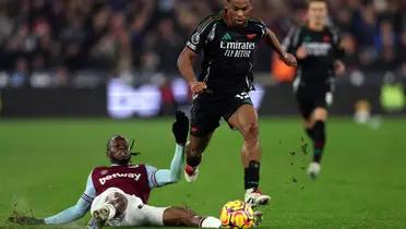 A pitiful image was given after the Hammers' loss to the Gunners in the London Derby.