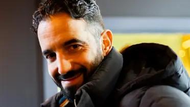 A shocking revelation from a player exposes the turmoil at Old Trafford. Discover the full story behind the chaos.