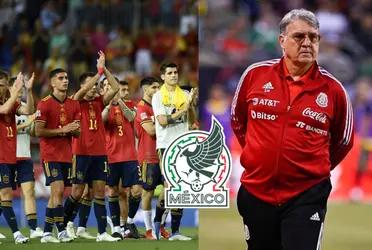 A soccer player who accepted that he would not close the doors to Mexico, but always puts a call from his country first.