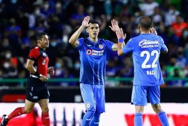 A solo goal by Uriel Antuna has La Máquina fighting for the lead in Liga MX.