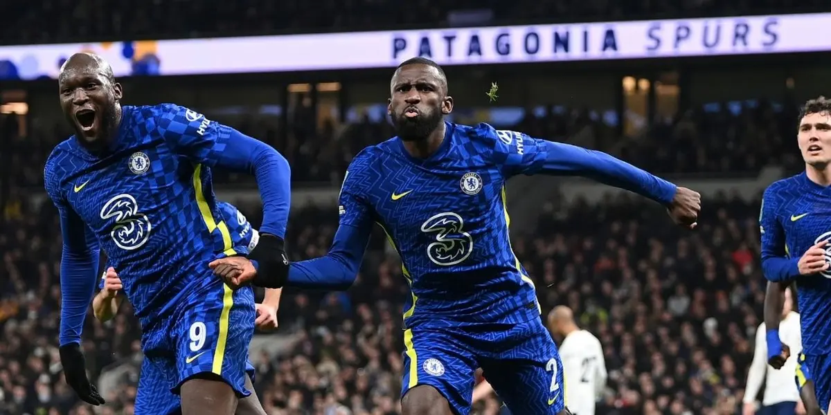 A solo goal from Antonio Rüdiger was enough for Chelsea to beat Tottenham (0-1) in the second leg of the EFL Cup semi-finals.

 
