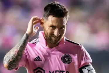 A video appeared in which Leo made an unusual request in the game against Atlanta.