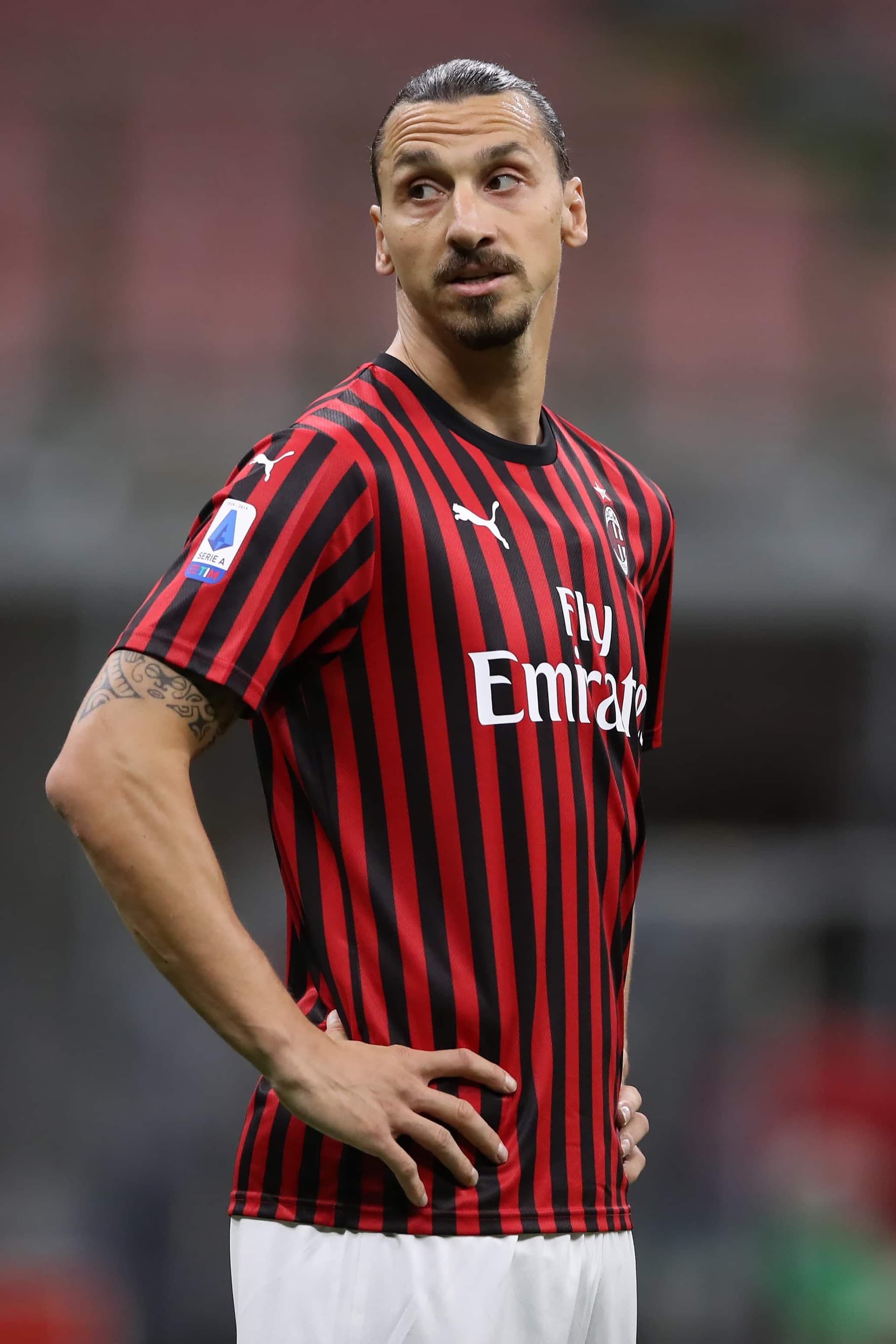AC Milan never found a replacement for Cafu and that is why, together with Zlatan Ibrahimovic, they would believe that the best option is in an MLS player.