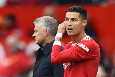 According to the English press, the "Red Devils" players are not happy with the Norwegian's management on the bench. In addition, they point him out for having certain favorites.