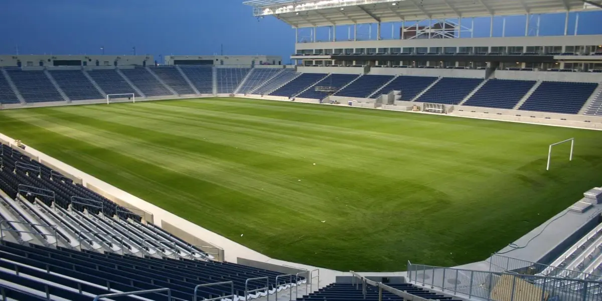 After 15 years of waiting, Chicago Fire finally opened the doors of their historic stadium. Despite the fact it was without an audience, they managed to win on their debut there.